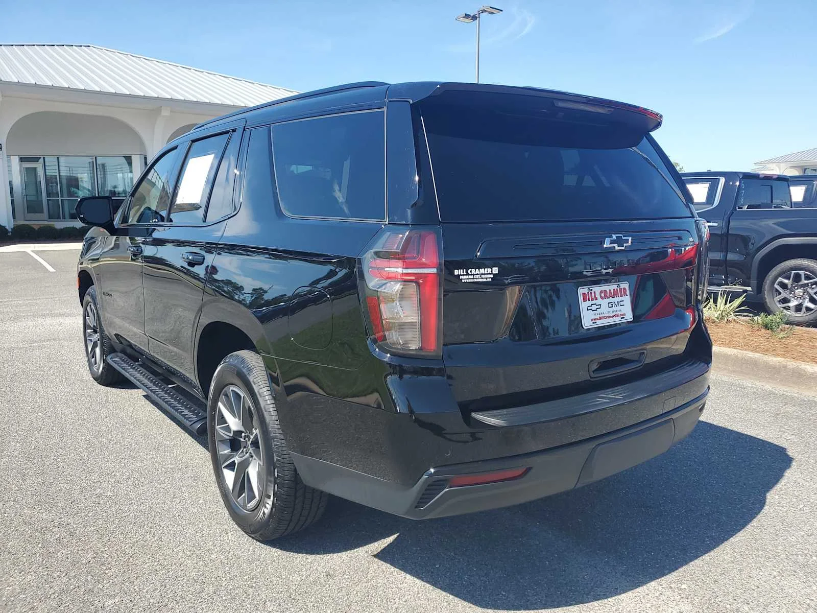 Used 2023 Black Chevrolet Z71 image 3