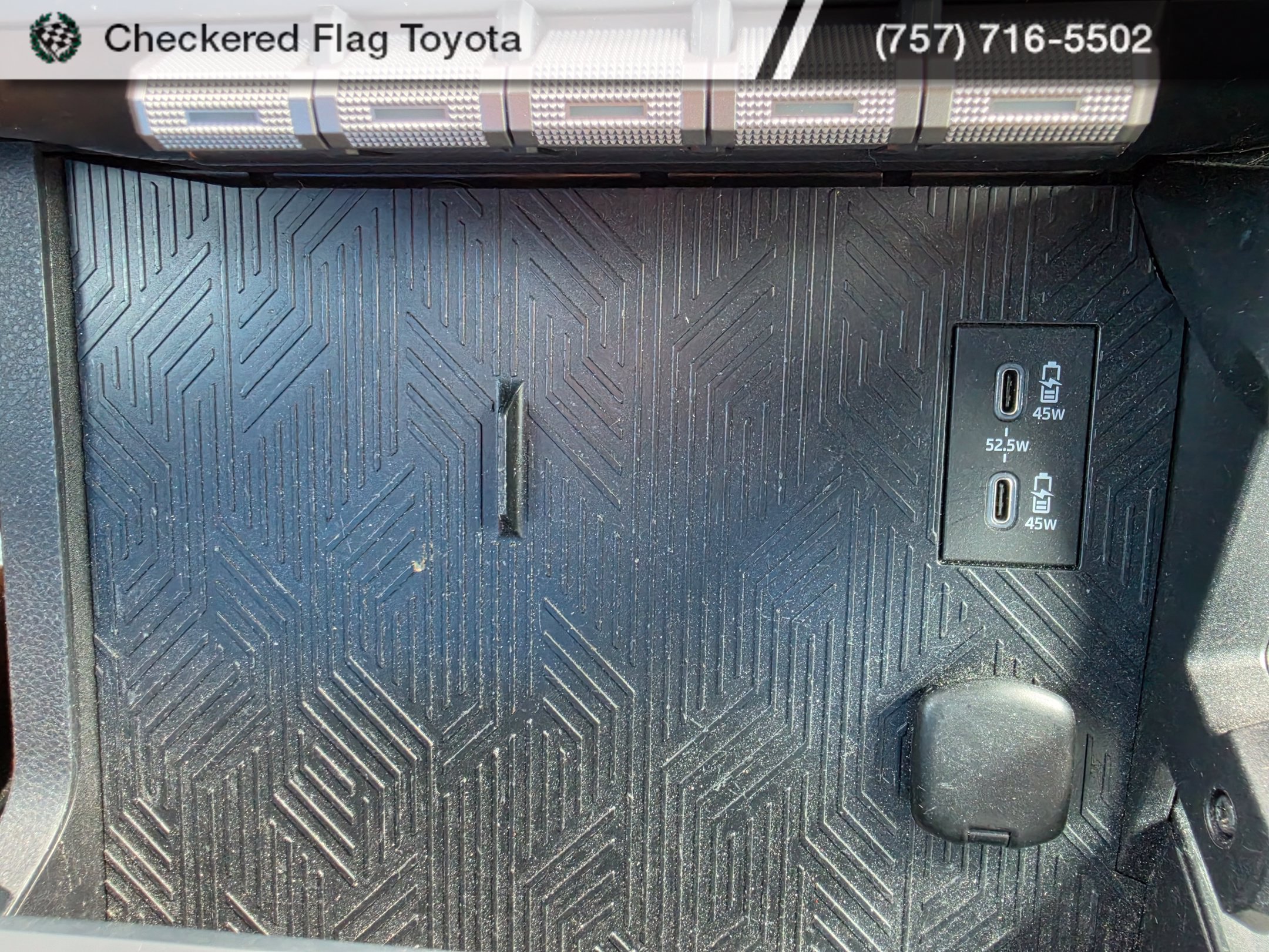 Used 2024 Celestial Silver Metallic Toyota SR5 image 19