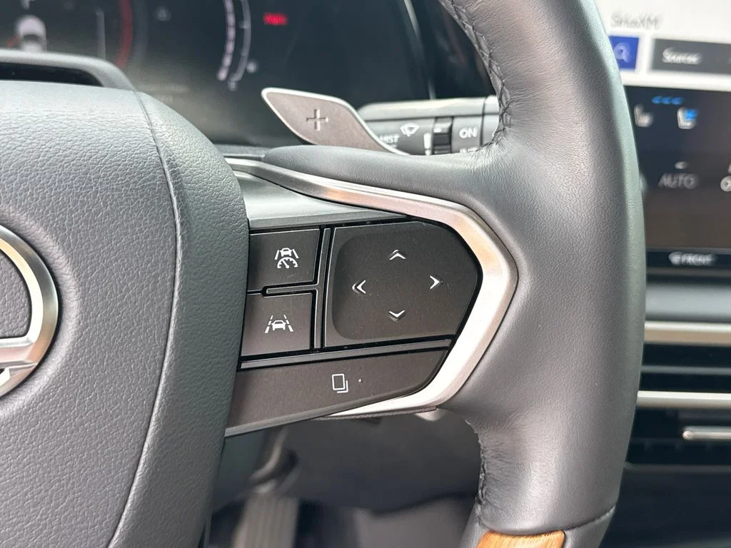 Used 2024 White Lexus 350 Premium Plus image 26