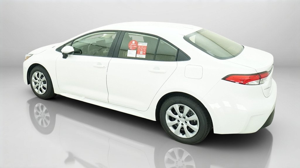 New 2027 Ice Cap Toyota Hybrid LE image 15
