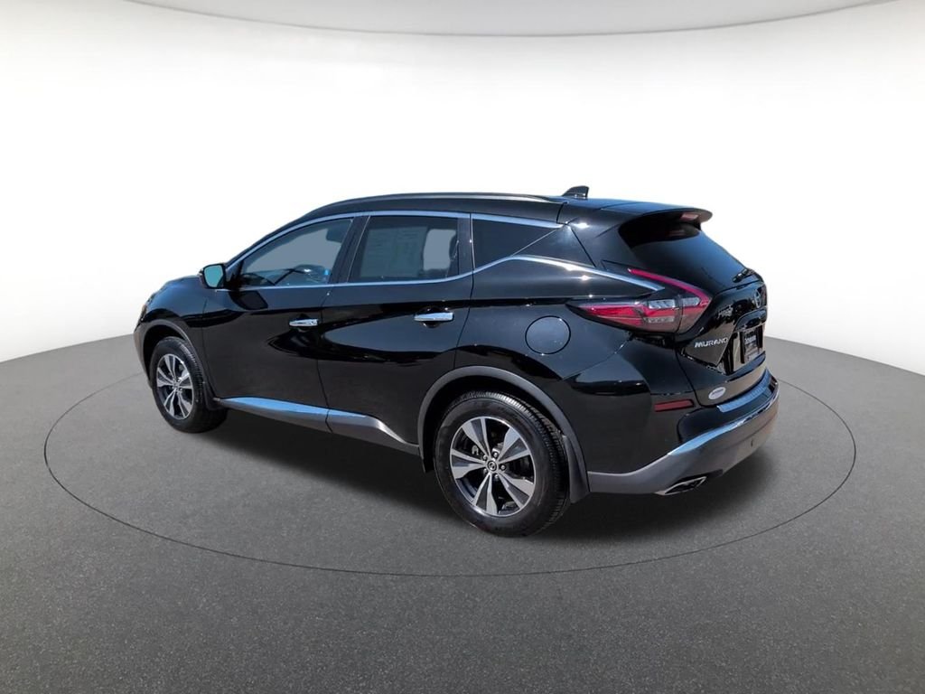 Used 2022 Black Nissan SV image 9