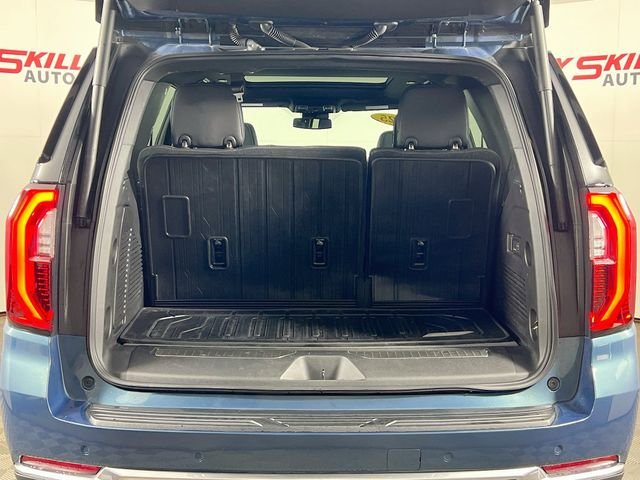 2025 GMC Yukon Denali - Photo 28