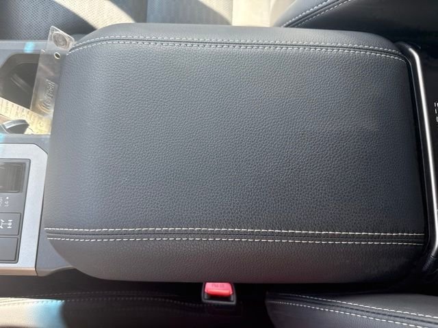 Used 2025 White Toyota Base image 38