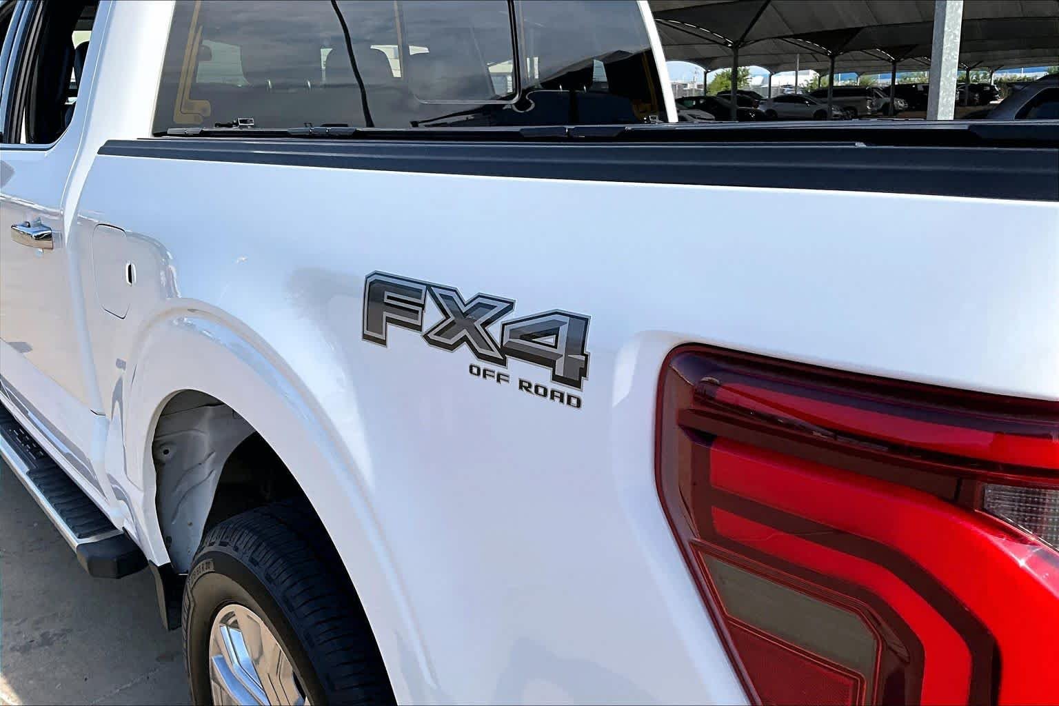 Used 2024 Oxford White Ford LARIAT image 28