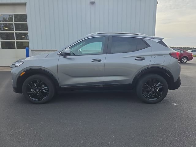 2024 Buick Encore GX Sport Touring photo 2