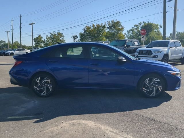 New 2025 Blue Hyundai SEL Sport image 30