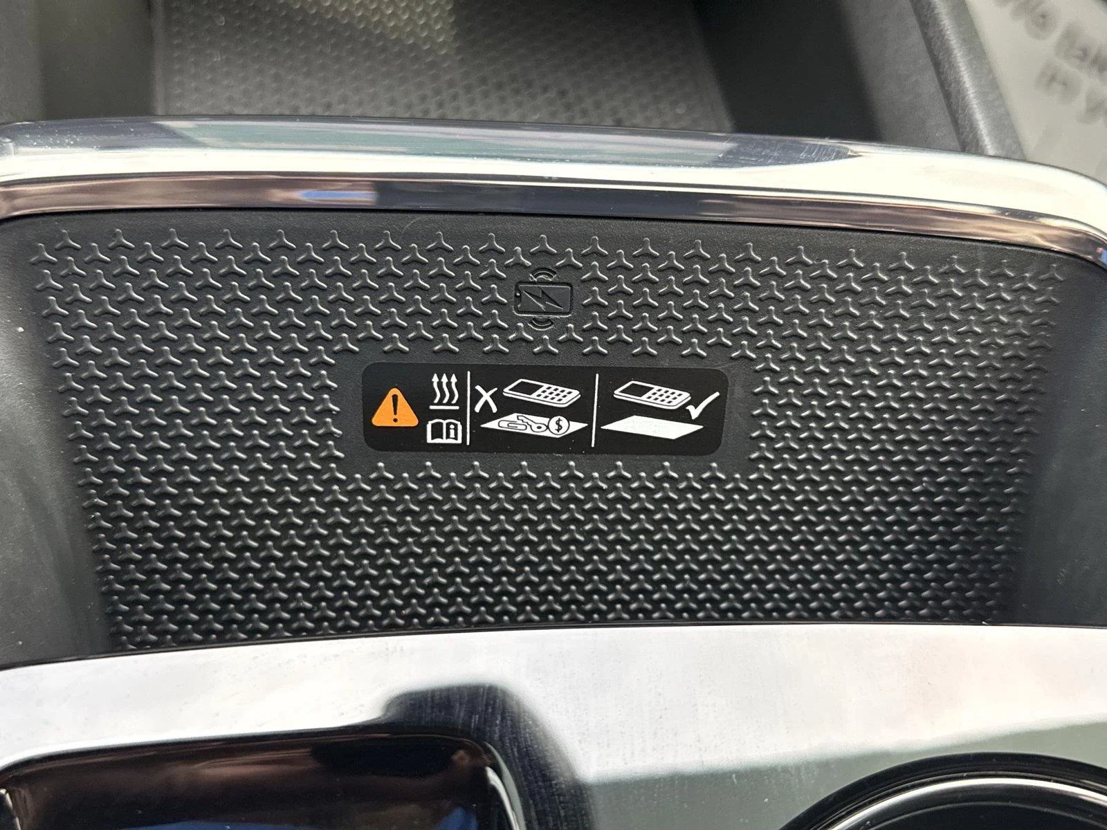 Used 2025 Mosaic Black Metallic Chevrolet AWD RS image 39
