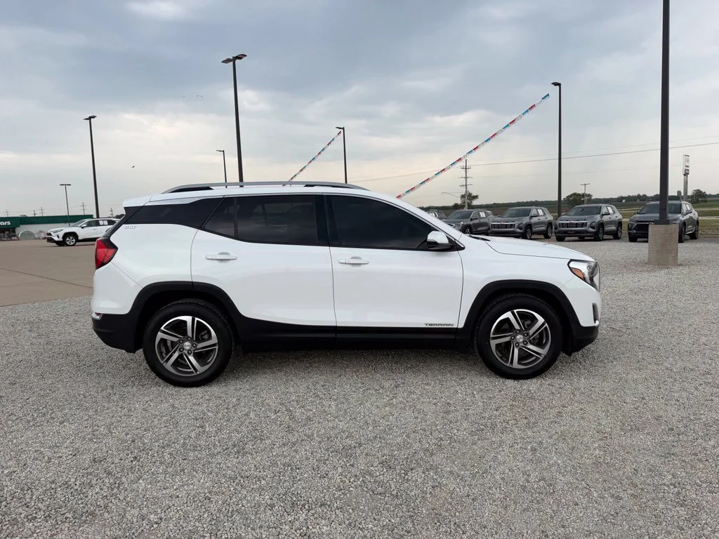 Used 2020 GMC Terrain SLT with VIN 3GKALPEV6LL235877 for sale in Hutchinson, KS