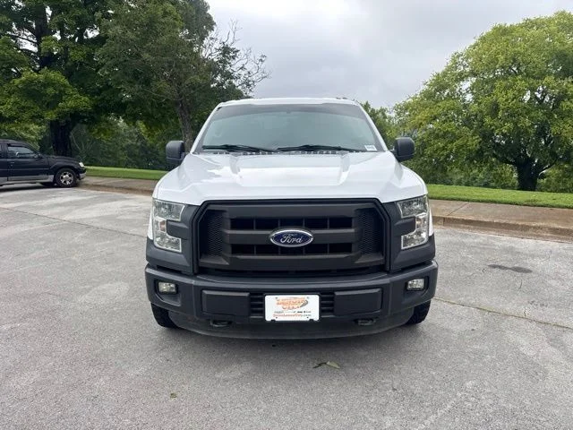 Used 2015 White Ford XL image 2