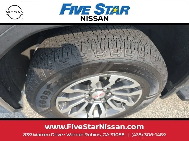 Used 2019 Gray GMC SLT image 6