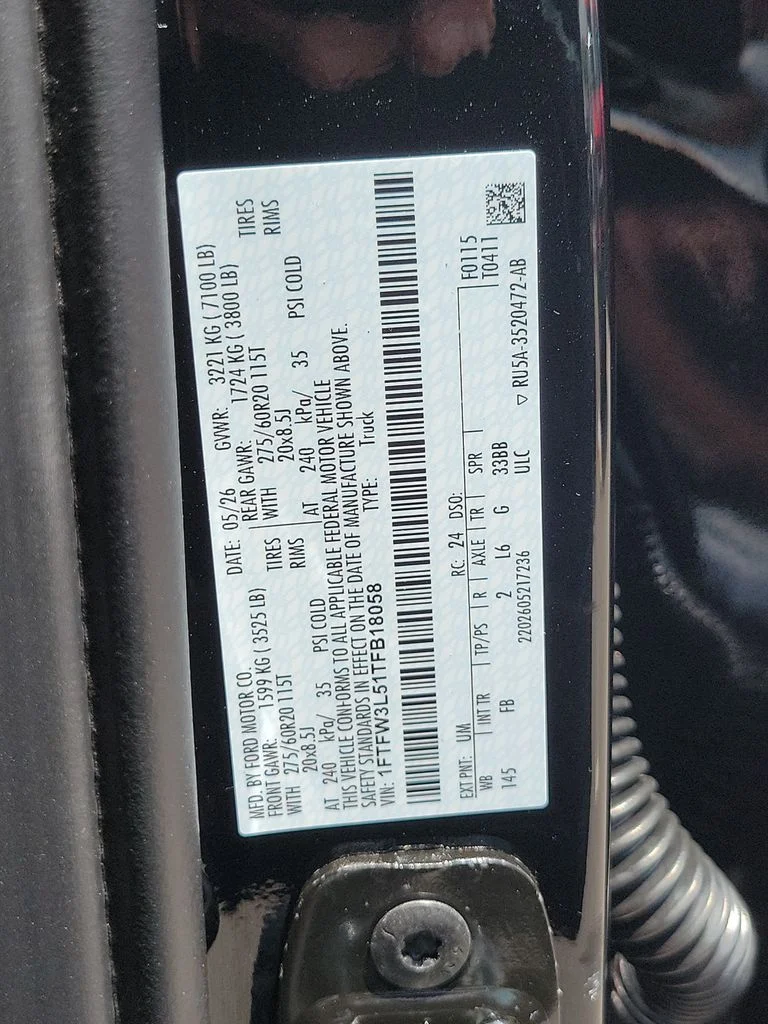 New 2026 Agate Black Metallic Ford XLT image 32