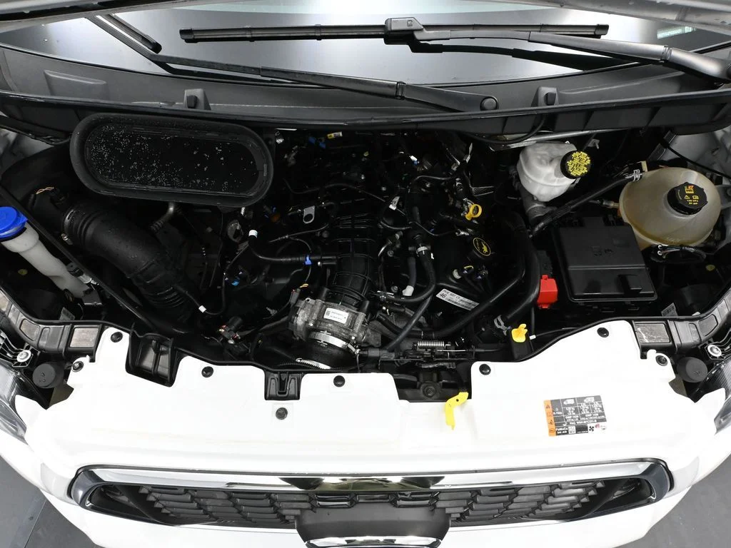 Used 2023 White Ford XLT image 43