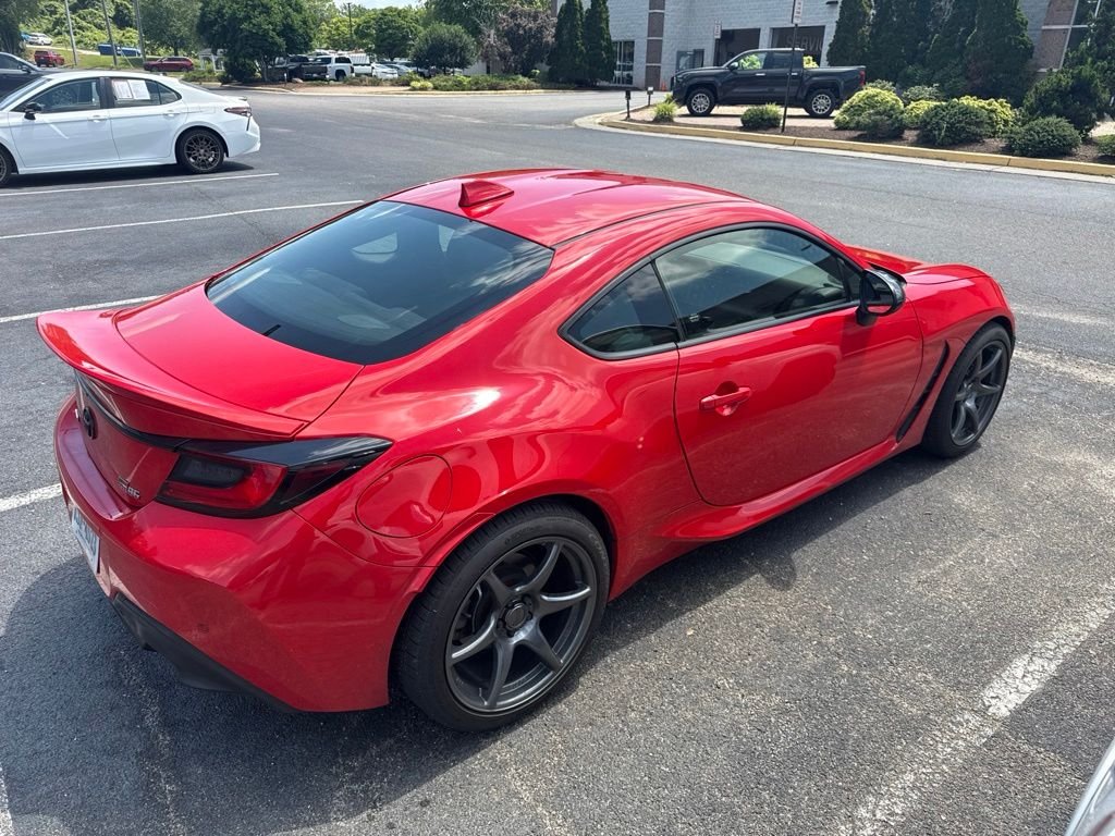 Used 2023  Toyota Premium image 2