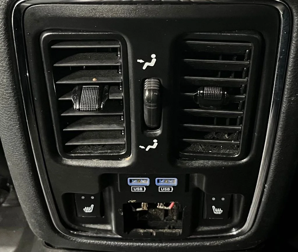 Used 2017 White Jeep Trailhawk image 47
