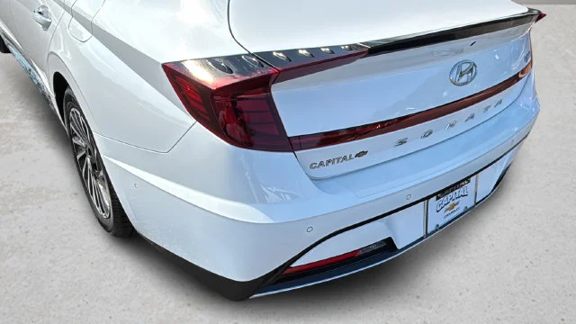 Used 2023 White Hyundai Limited image 39