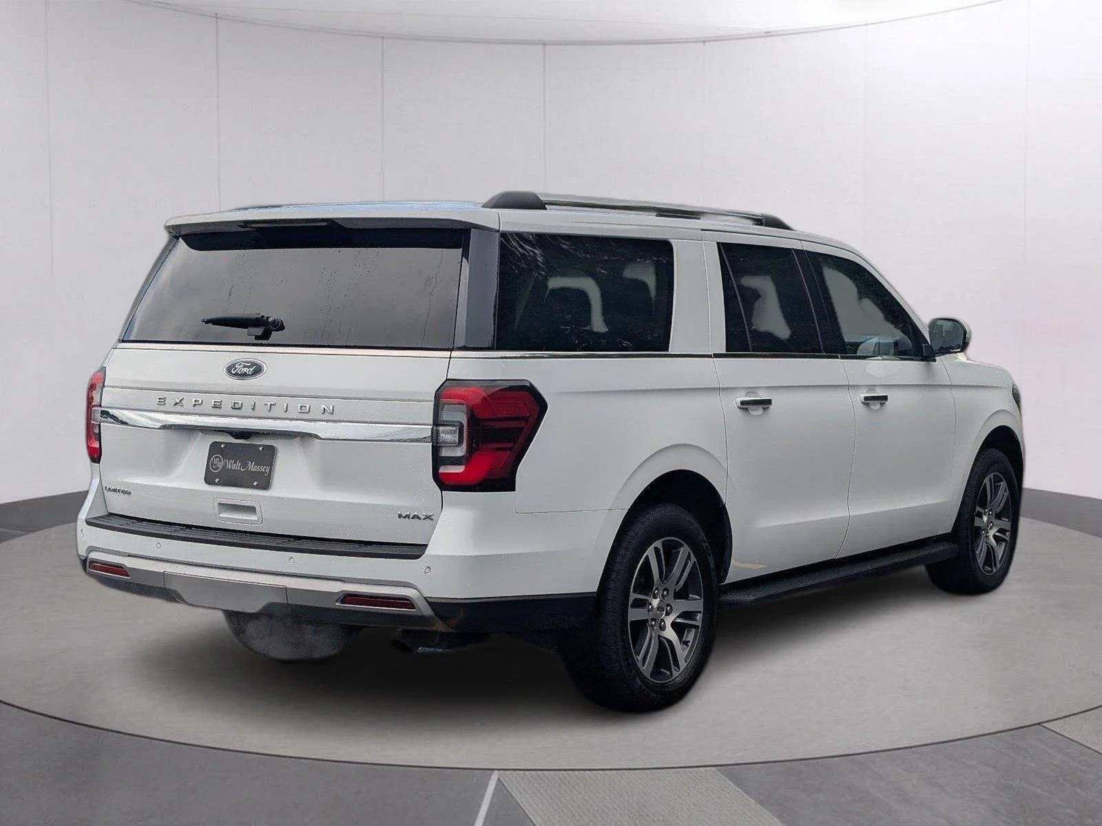 Used 2024 Oxford White Ford Limited image 5