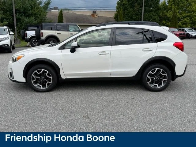 Used 2016 White Subaru 2.0i Premium image 8