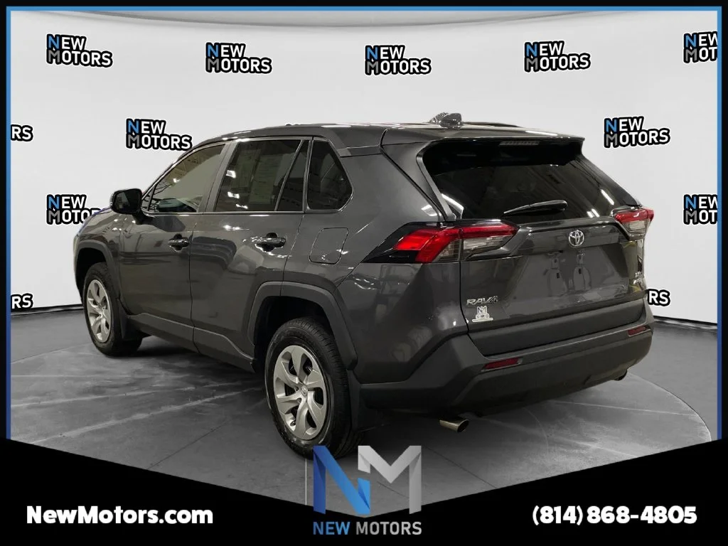 Used 2022 Magnetic Gray Metallic Toyota LE image 3