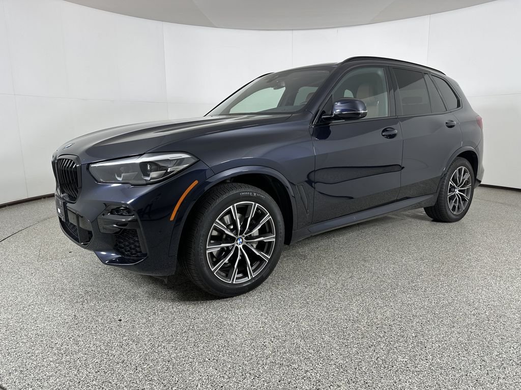 Used 2022 Carbon Black Metallic BMW xDrive40i image 5