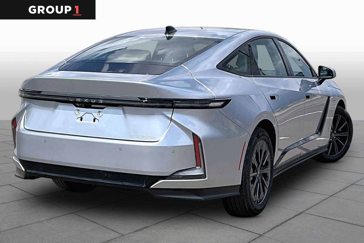 Used 2026 Iridium Lexus Premium image 11