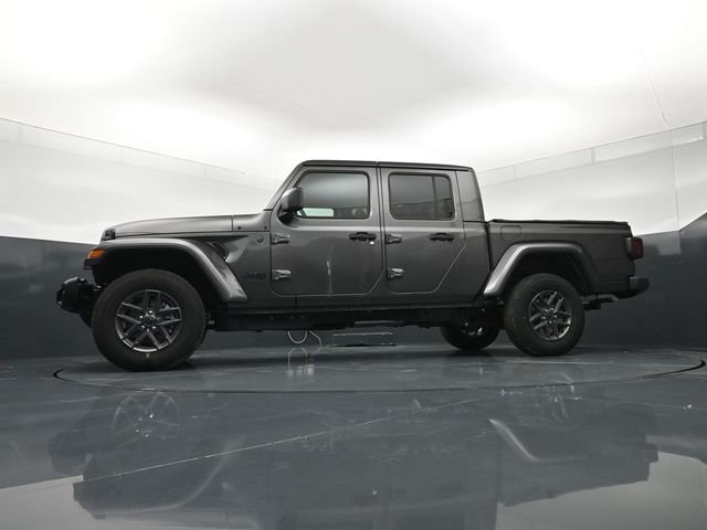 New 2026 Granite Crystal Metallic Clear-Coat Exterior Paint Jeep Sport S image 20