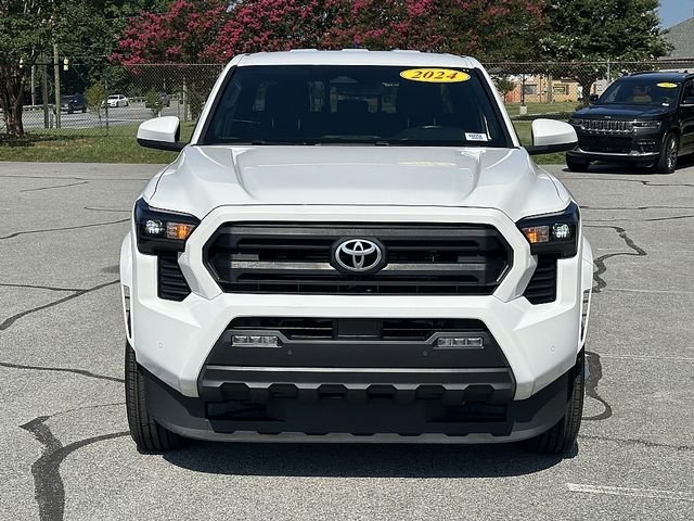 Certified Used 2024 White Toyota SR5 image 3