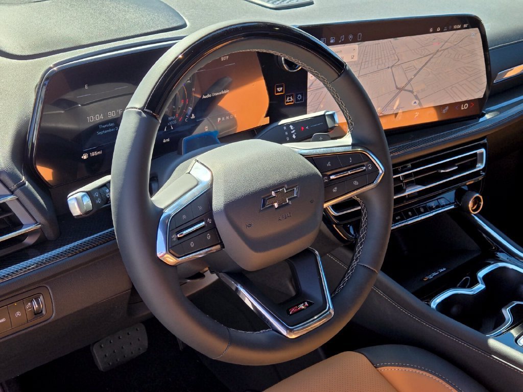 2027 Chevrolet Traverse Z71 - Photo 13