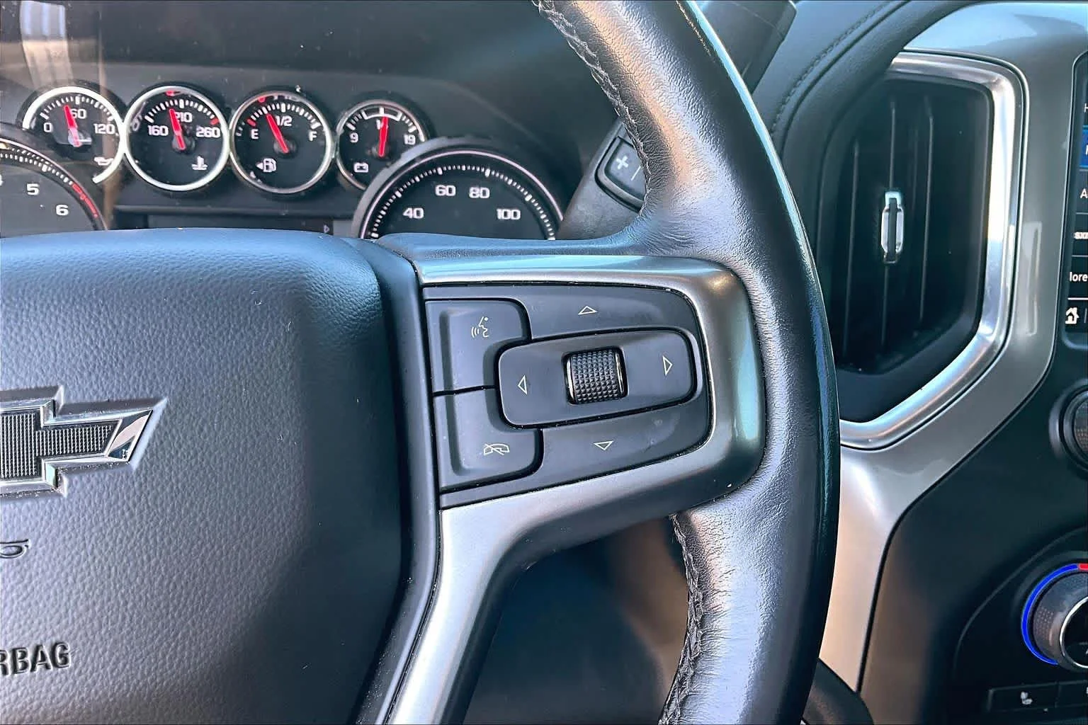 Used 2022 Black Chevrolet RST image 25