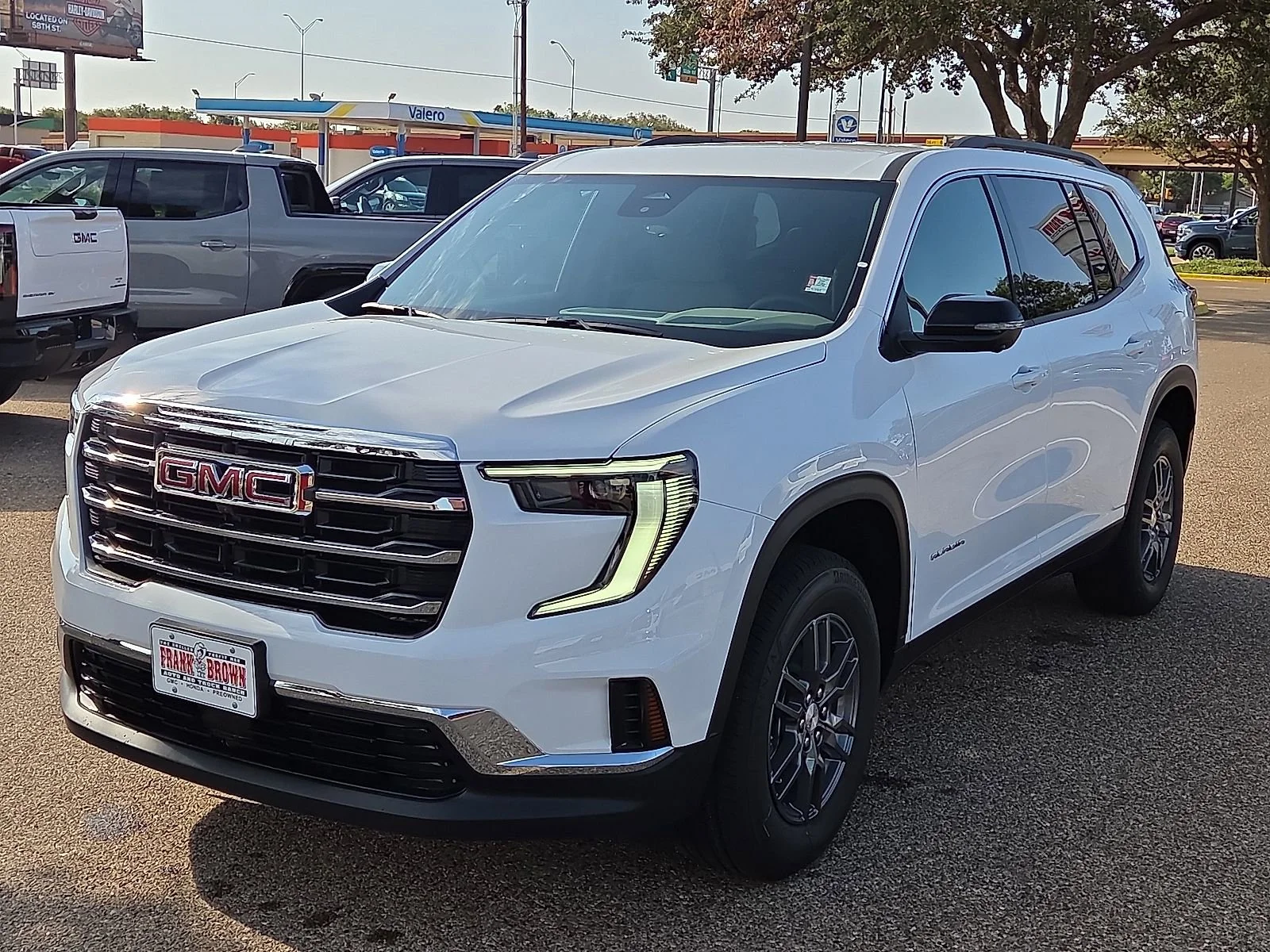 2026 GMC Acadia Elevation FWD's photo