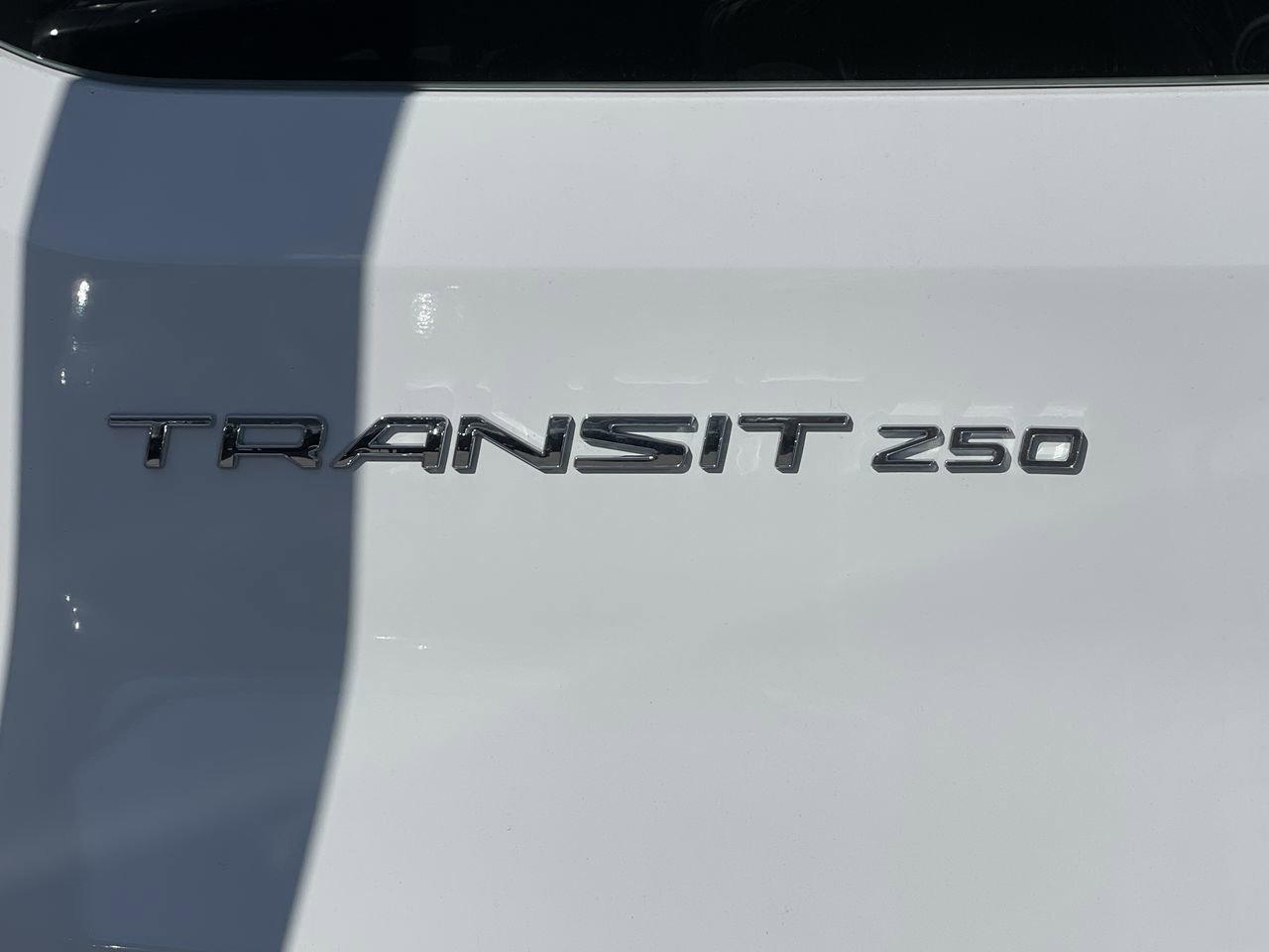 New 2025 Oxford White Ford  image 8