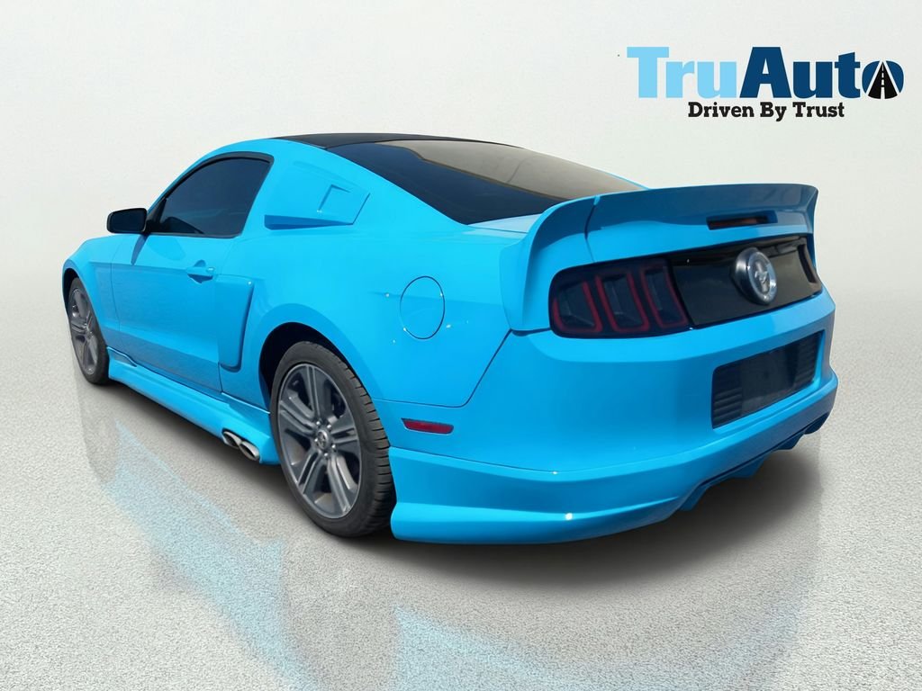 Used 2014 Blue Ford V6 image 5