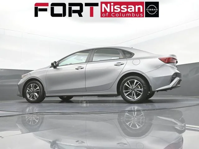 Used 2024 Gray Kia LXS image 33