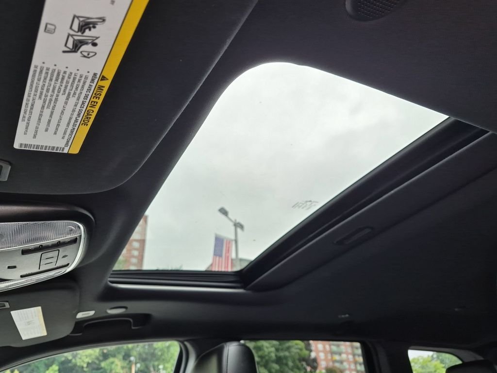 Used 2021 White Jeep Laredo X image 21