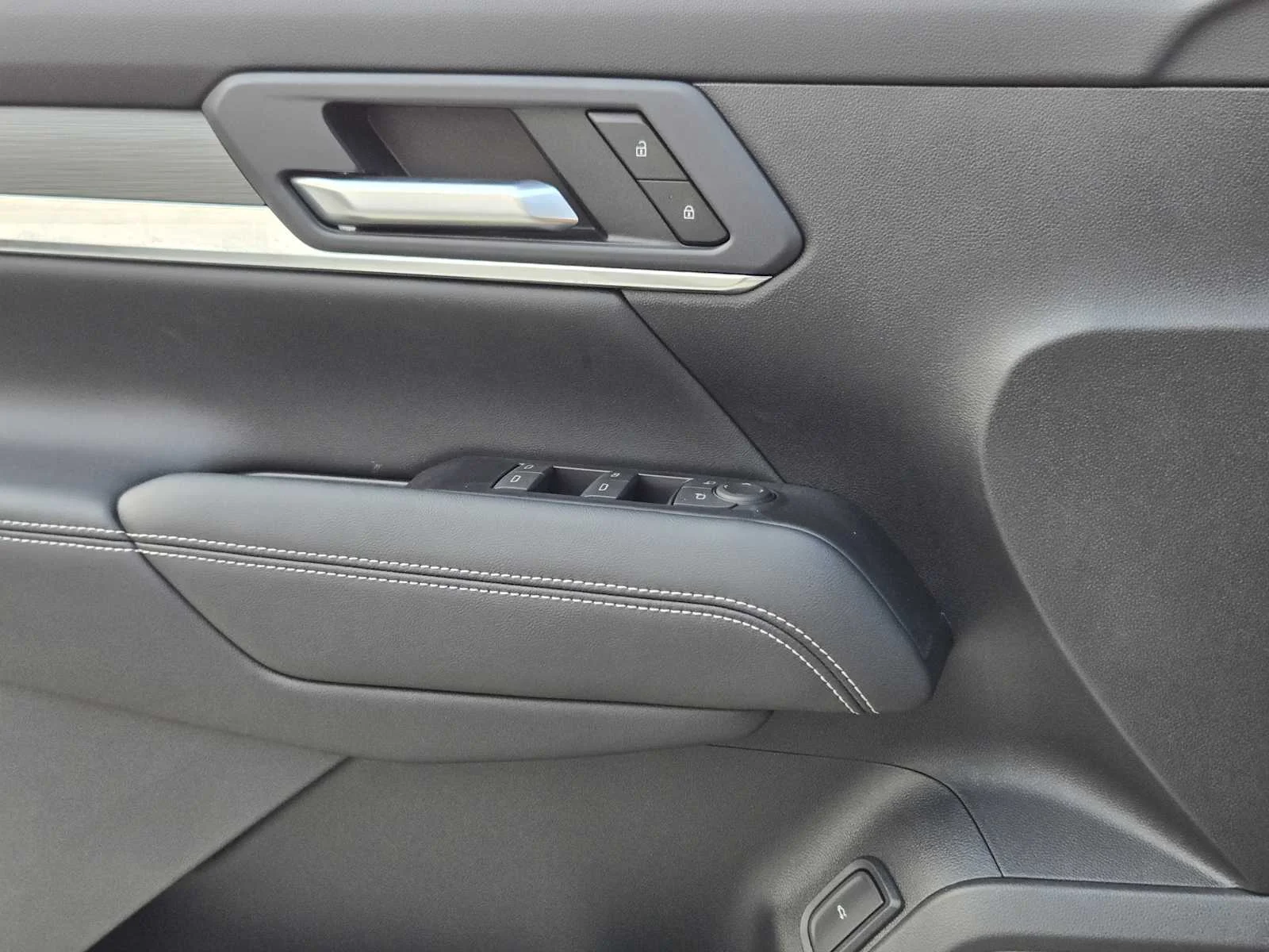 2027 GMC Terrain Elevation - Photo 15