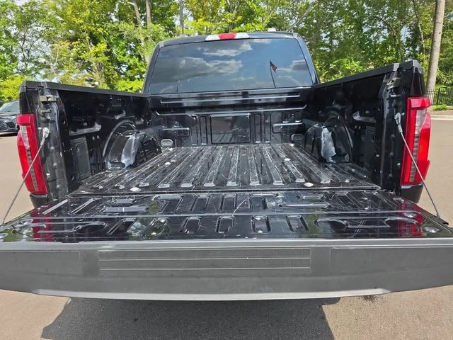 Used 2025 Black Ford XLT image 13