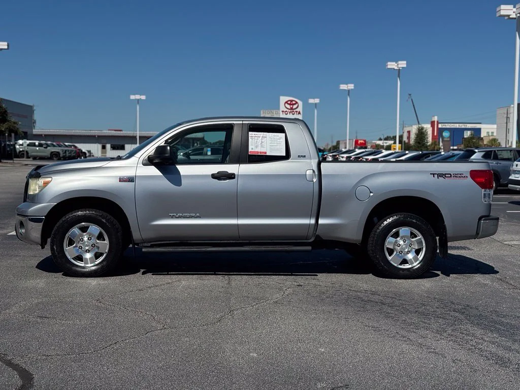 Used 2011 Silver Toyota Grade image 8