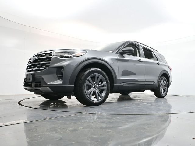 New 2026 Carbonized Gray Metallic Ford Active image 29