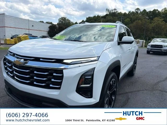 Used 2025 Summit White Chevrolet LT image 1
