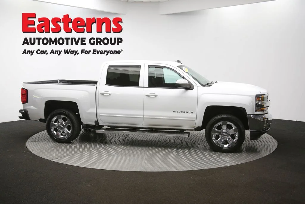 Used 2018 White Chevrolet LT image 46