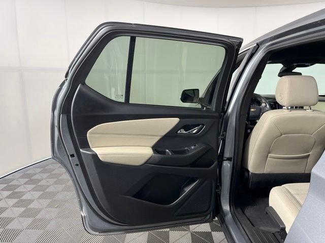 Used 2023 Gray Chevrolet LS image 36