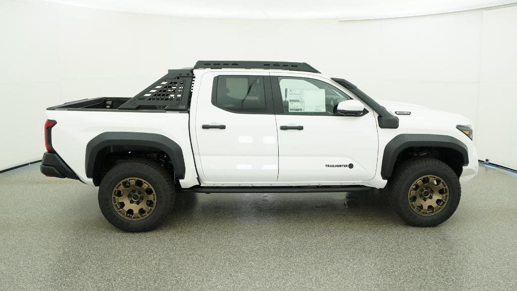 New 2026 Ice Cap Toyota Trailhunter image 46
