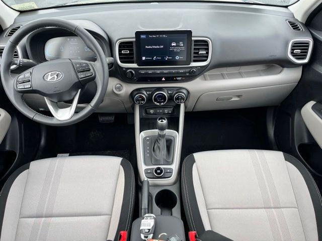 New 2026 Gray Hyundai SEL image 9