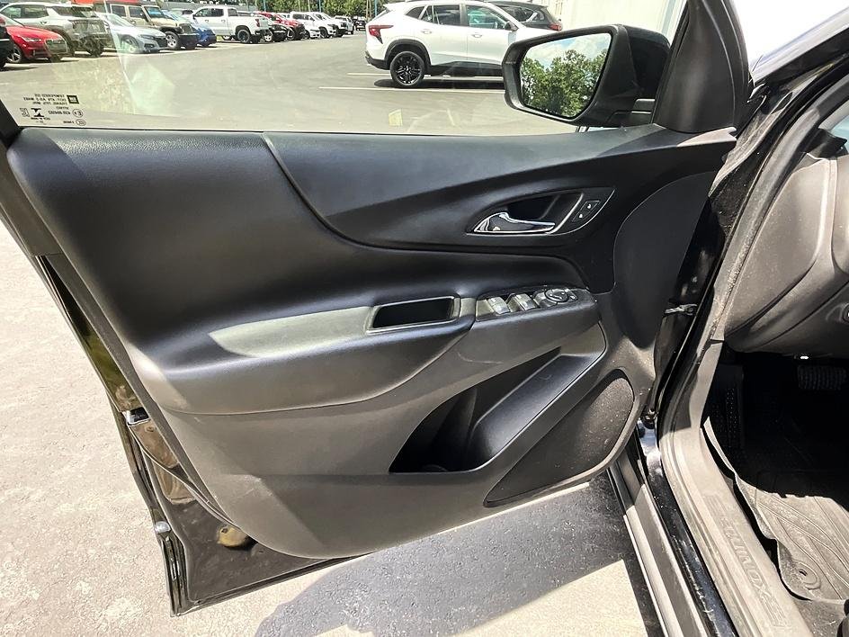 Used 2022 Black Chevrolet LT image 11