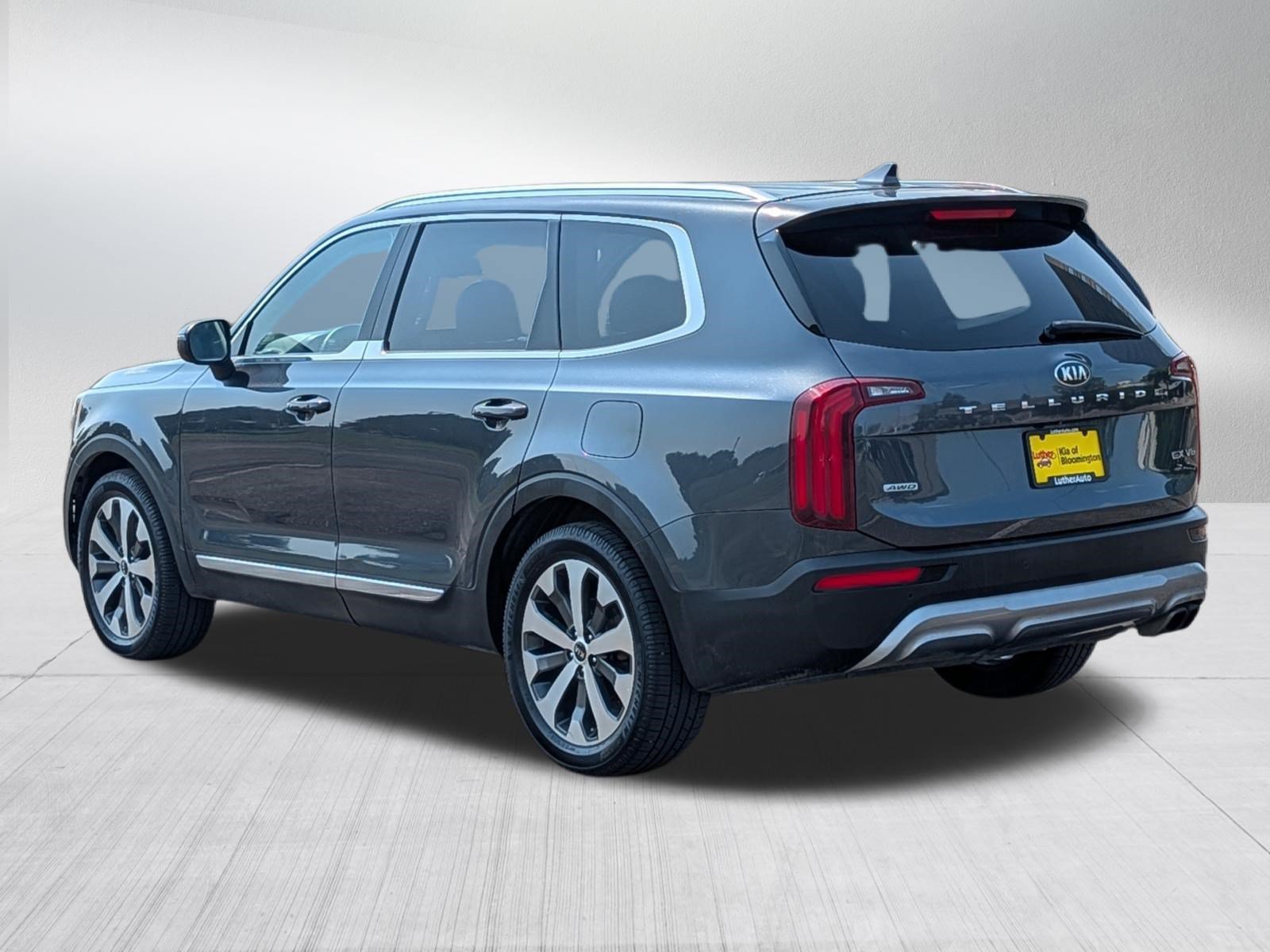 Used 2021 Gravity Grey Kia EX image 5