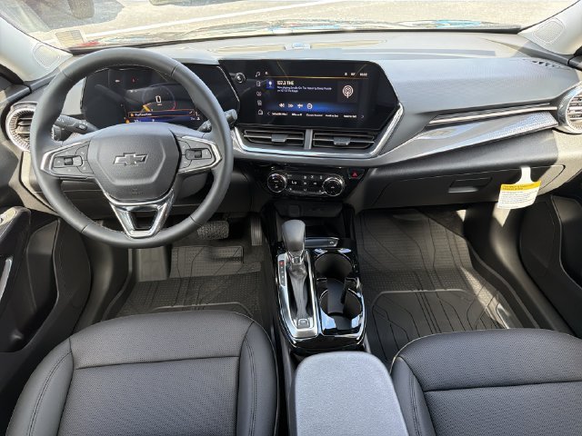 New 2026 Mosaic Black Metallic Chevrolet ACTIV image 12