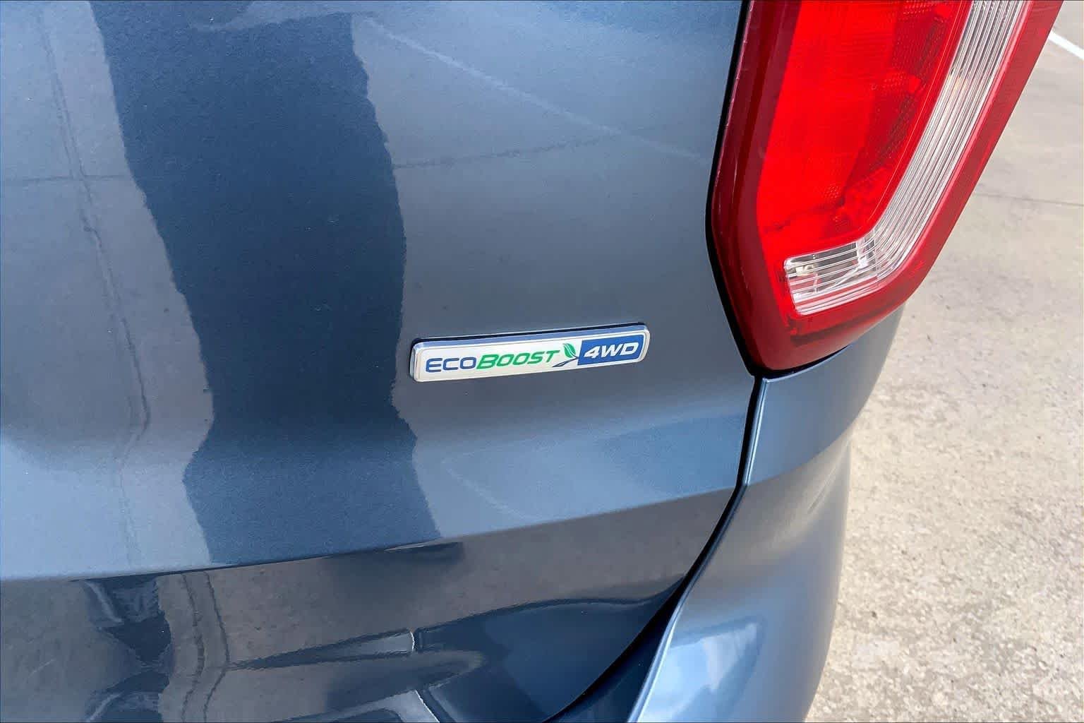 Used 2019 Blue Ford Platinum image 10