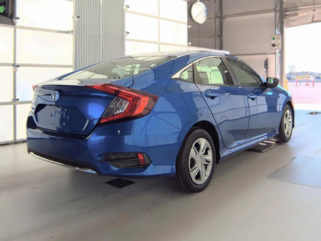 Used 2020  Honda LX image 5