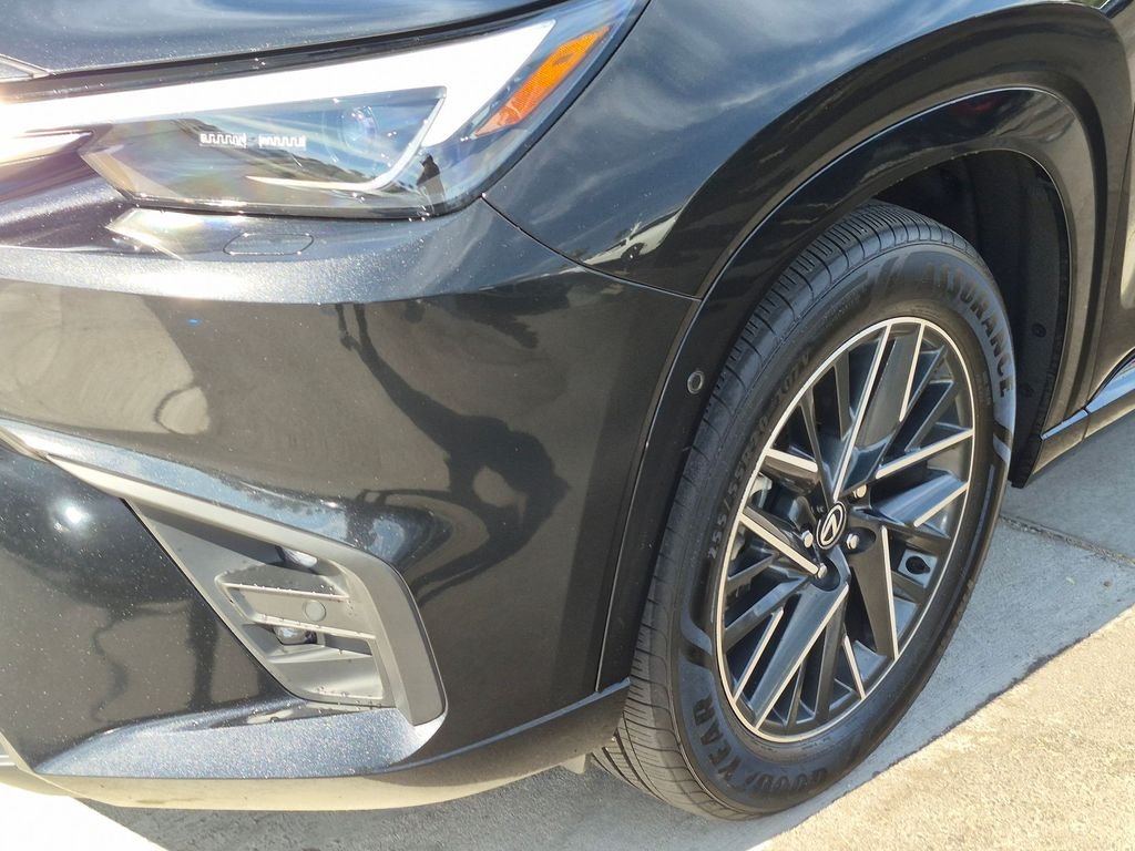 Used 2024  Lexus 350 Premium image 21