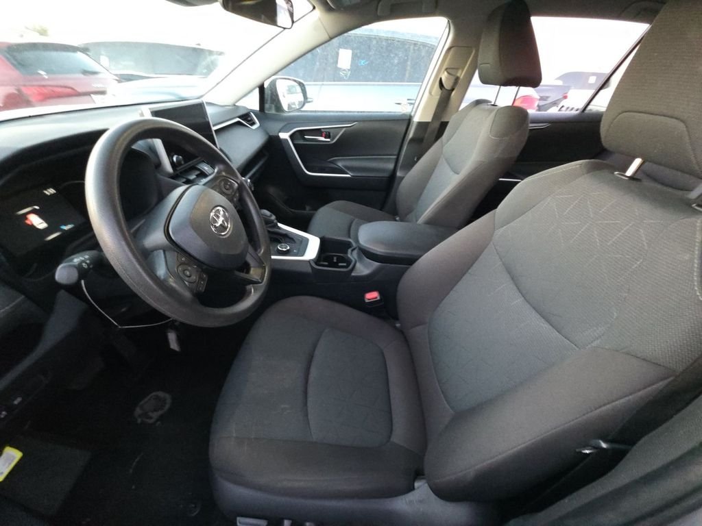 Used 2025 Silver Toyota XLE image 5