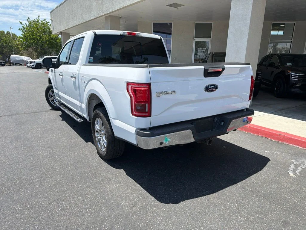 Used 2017 White Ford XLT image 5